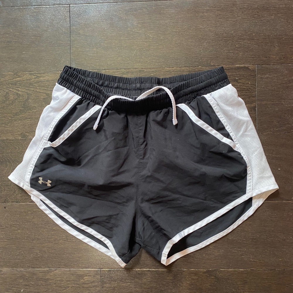 🎉Underarmour Athletic workout short Size xsmall